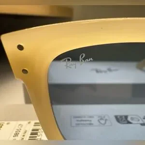 Ray-Ban Wayfarer Reverse Beige Sunglasses with Blue Tinted Lenses Original 23440025_54323736_600.jpg main image 3